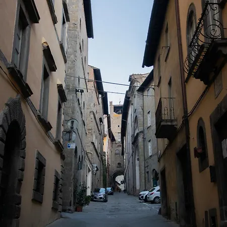 La Casa Sui Tetti * コルトーナ