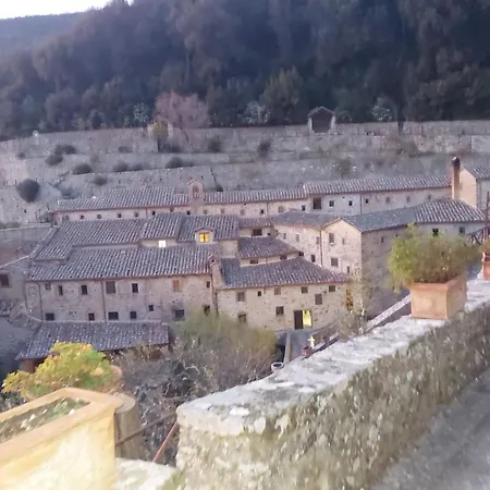 La Casa Sui Tetti * コルトーナ